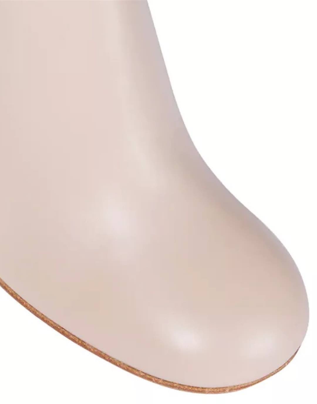 EB0D32D3-0730-446D-AC86-28BA4E843377